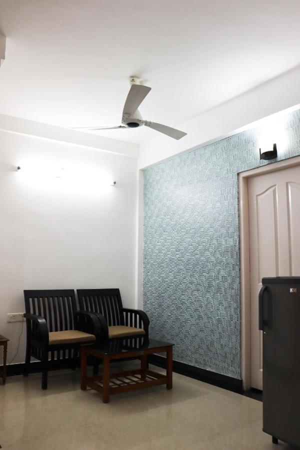 Hotel Uthradam Towers Thiruvananthapuram Zewnętrze zdjęcie